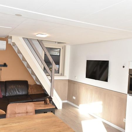 Appartement Tjerk Hollum  Eksteriør bilde