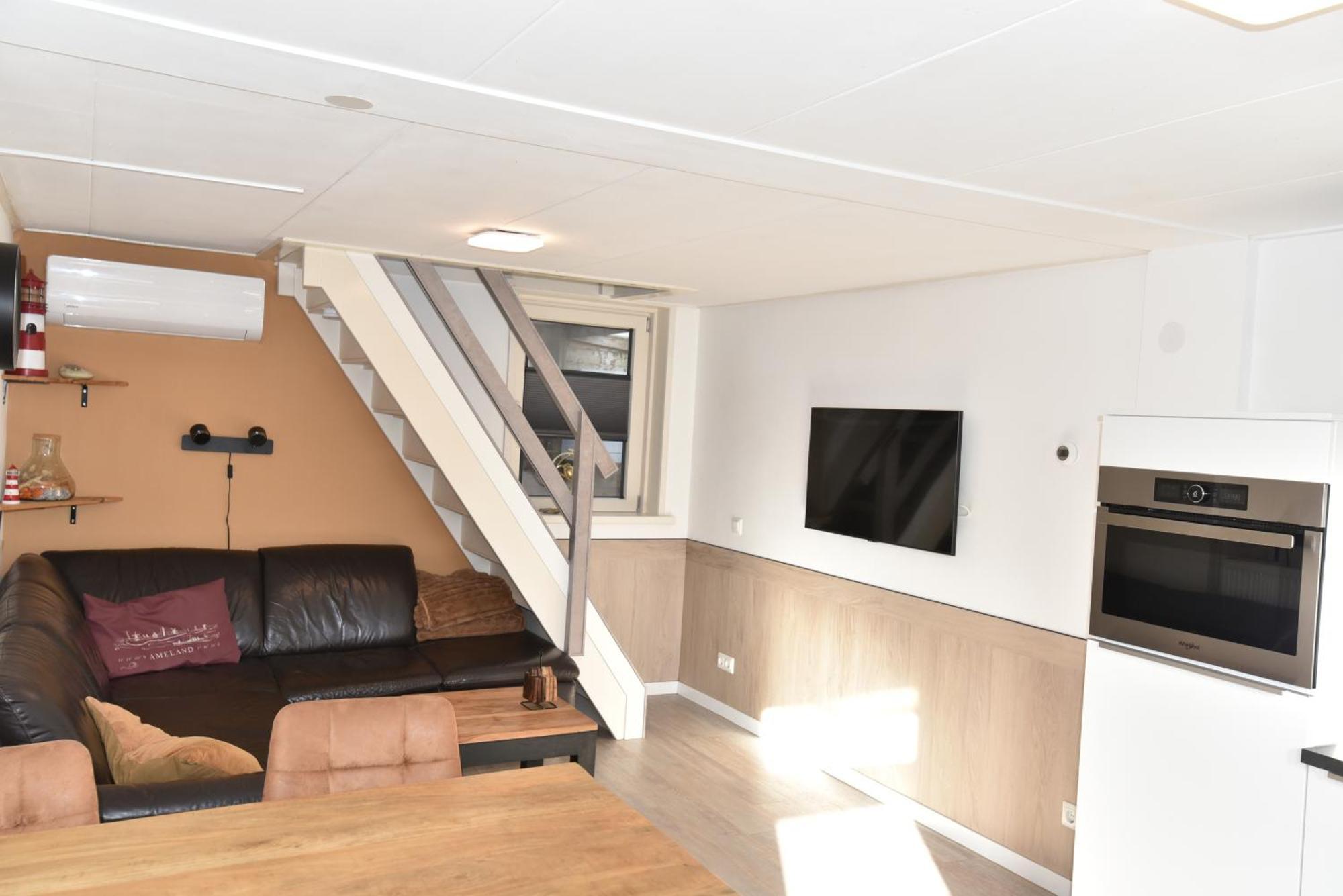 Appartement Tjerk Hollum  Eksteriør bilde